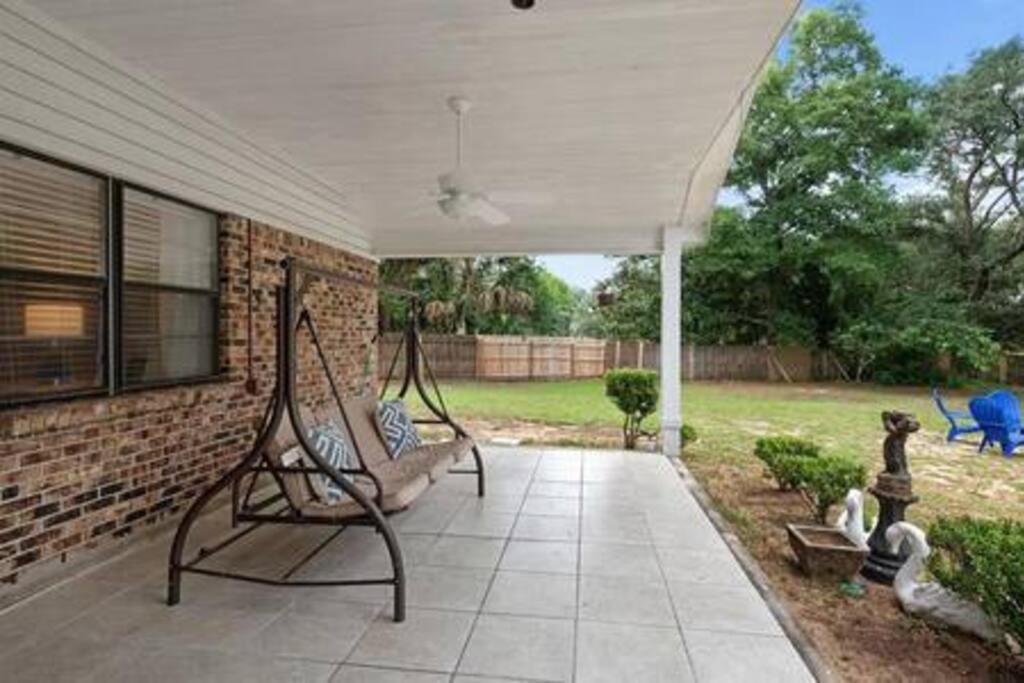 Quiet Relaxing Home - Close To Downtown & Beach 4Br-2Bt Pensacola Exterior foto